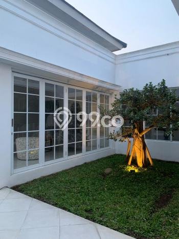 Rumah Luxury Modern Tanpa Renovasi di Kota Baru Parahyangan Bandung Rumah Luxury Modern Tanpa Renovasi di Kota Baru Parahyangan Bandung