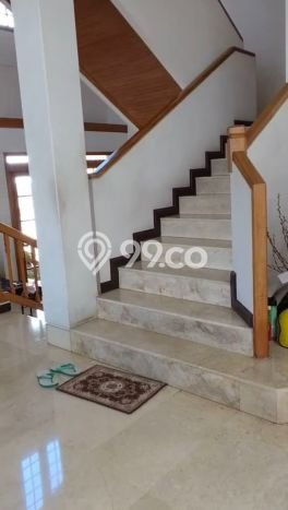 Rumah Mewah LB 425m2 Siap Pakai Desain Elegan di Cipaku, Bandung Rumah Mewah LB 425m2 Siap Pakai Desain Elegan di Cipaku, Bandung