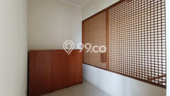 Rumah Elit Modern Tanpa Renovasi di Setra Indah Bandung Rumah Elit Modern Tanpa Renovasi di Setra Indah Bandung