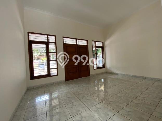 Disewakan Rumah Harga Terjangkau di Setiabudi Bandung Punya 5 KT Disewakan Rumah Harga Terjangkau di Setiabudi Bandung Punya 5 KT