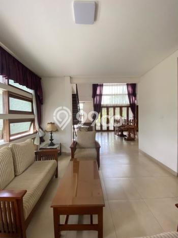 Rumah Mewah Siap Huni LT 540m2 di Coblong, Bandung Rumah Mewah Siap Huni LT 540m2 di Coblong, Bandung