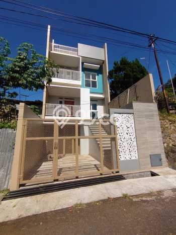 Dijual Rumah Mewah Megah Dengan View Eksklusif di Cigadung, Bandung Dijual Rumah Mewah Megah Dengan View Eksklusif di Cigadung, Bandung