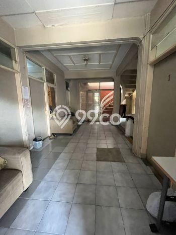 Lokasi strategis! Rumah siap pakai disewakan di Sukaluyu LB 296m2 Lokasi strategis! Rumah siap pakai disewakan di Sukaluyu LB 296m2