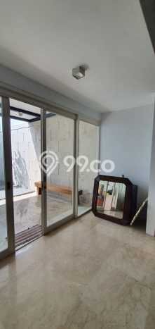 Rumah Luxury Modern Siap Huni di Mayjen Sungkono Surabaya Rumah Luxury Modern Siap Huni di Mayjen Sungkono Surabaya