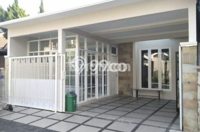 Rumah Modern 2 Kamar LT 126m2 di Araya Rumah Modern 2 Kamar LT 126m2 di Araya