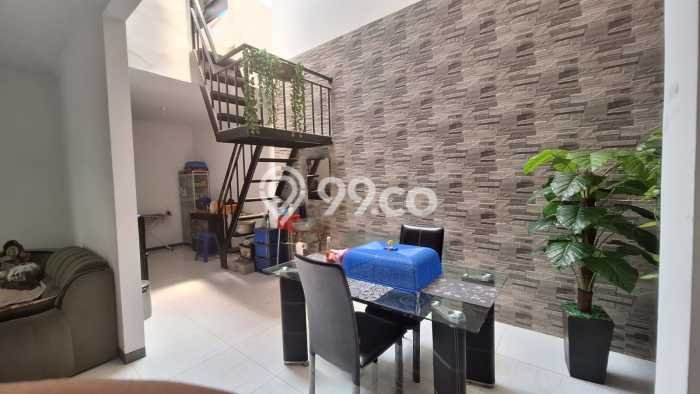 Dijual Rumah 4 Kamar Lokasi Strategis Bagus dan Strategis di Karang Tengah Dijual Rumah 4 Kamar Lokasi Strategis Bagus dan Strategis di Karang Tengah