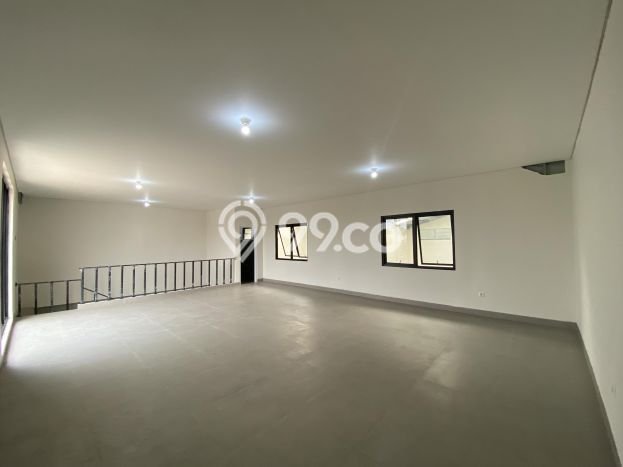 Gudang Disewa di Tangerang dengan LB 270m2 Area Komersial Ramai Gudang Disewa di Tangerang dengan LB 270m2 Area Komersial Ramai
