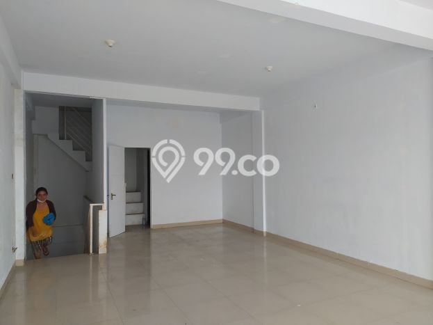 AREA KOMERSIAL! Ruko For Rent di Sumerta Kelod, Luas 130m², Jalan Strategis AREA KOMERSIAL! Ruko For Rent di Sumerta Kelod, Luas 130m², Jalan Strategis