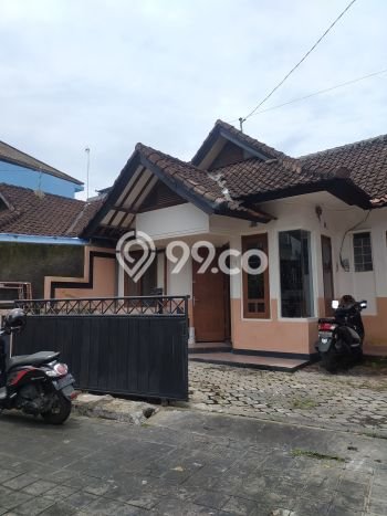 Rumah dengan Lokasi Strategis 2 KT di Padangsambian Kaja, Denpasar Rumah dengan Lokasi Strategis 2 KT di Padangsambian Kaja, Denpasar