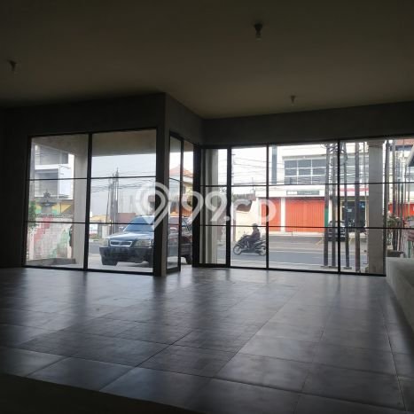 Disewakan Komersial Area Bisnis Kawasan Pemecutan Kaja, Luas 104m², Siap Usaha Disewakan Komersial Area Bisnis Kawasan Pemecutan Kaja, Luas 104m², Siap Usaha
