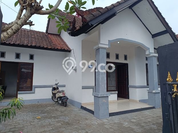 DIJUAL CEPAT! Rumah Ubung Kaja, Denpasar, LT 117m² Bangunan 75m² DIJUAL CEPAT! Rumah Ubung Kaja, Denpasar, LT 117m² Bangunan 75m²