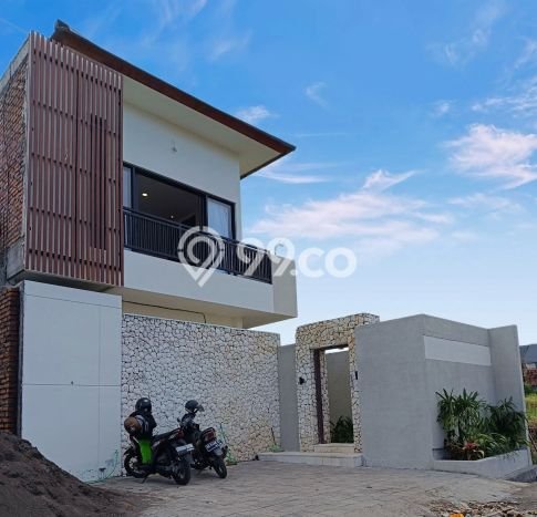 EXCLUSIVE HOME! Rumah area Canggu, 4 KM, Konsep Modern, Luas 175m² Bangunan 247m² EXCLUSIVE HOME! Rumah area Canggu, 4 KM, Konsep Modern, Luas 175m² Bangunan 247m²
