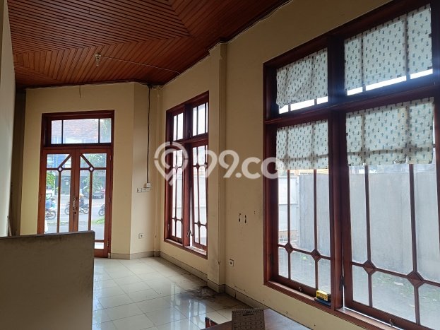 Gudang untuk Disewa di Pusat Denpasar Luas Bangunan 465m2 Gudang untuk Disewa di Pusat Denpasar Luas Bangunan 465m2