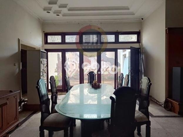 Dijual! Ruko di Pemecutan Kaja Denpasar LT 33600m2 / LB 2000m2 Kawasan Bisnis Dijual! Ruko di Pemecutan Kaja Denpasar LT 33600m2 / LB 2000m2 Kawasan Bisnis