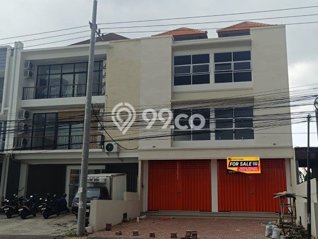 INVESTASI POTENSIAL! Ruko di Mahendradata, Luas 210m², Area Bisnis INVESTASI POTENSIAL! Ruko di Mahendradata, Luas 210m², Area Bisnis