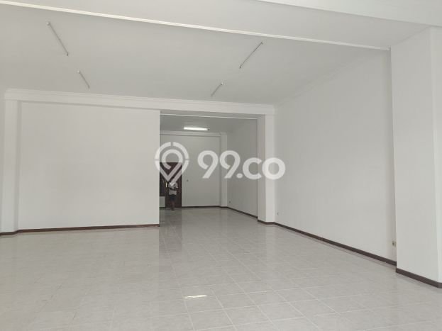 LOKASI STRATEGIS! Ruko Disewakan Kawasan Padangsambian , Luas 400m², Area Bisnis LOKASI STRATEGIS! Ruko Disewakan Kawasan Padangsambian , Luas 400m², Area Bisnis
