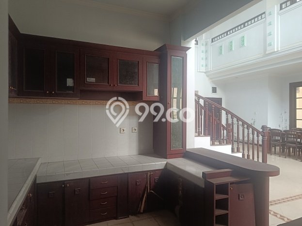 For Sale! Premium House LT 400m2 Desain Elegan di Gatot Subroto For Sale! Premium House LT 400m2 Desain Elegan di Gatot Subroto
