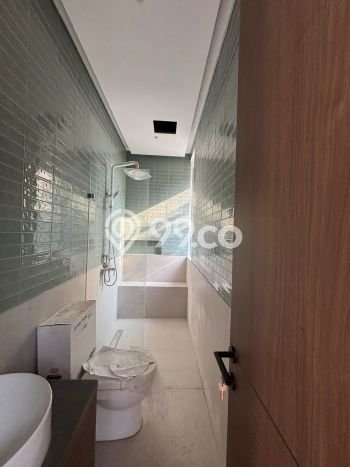 Dijual Rumah Mewah Exclusive di BSD, Tangerang Selatan Dijual Rumah Mewah Exclusive di BSD, Tangerang Selatan