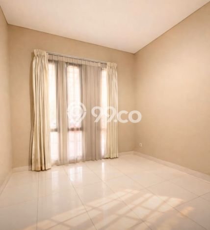 Dijual Rumah Premium dengan Fasilitas Sekitar Komplit di BSD, Tangerang Selatan Dijual Rumah Premium dengan Fasilitas Sekitar Komplit di BSD, Tangerang Selatan