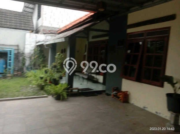 For Sale! Premium House LT 300m2 Desain Elegan di Kutisari For Sale! Premium House LT 300m2 Desain Elegan di Kutisari