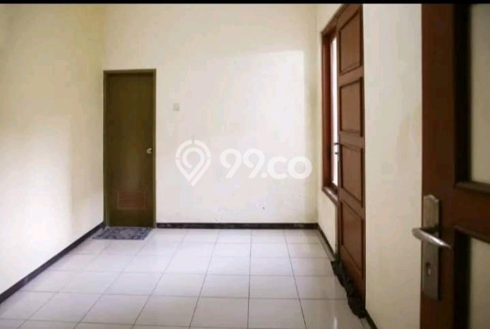 Siap Huni Rumah Mewah 4 Kamar di Rungkut Dekat ke Mana Saja Siap Huni Rumah Mewah 4 Kamar di Rungkut Dekat ke Mana Saja