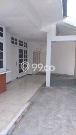 Rumah Modern 5 KT di Wonorejo Surabaya Rumah Modern 5 KT di Wonorejo Surabaya