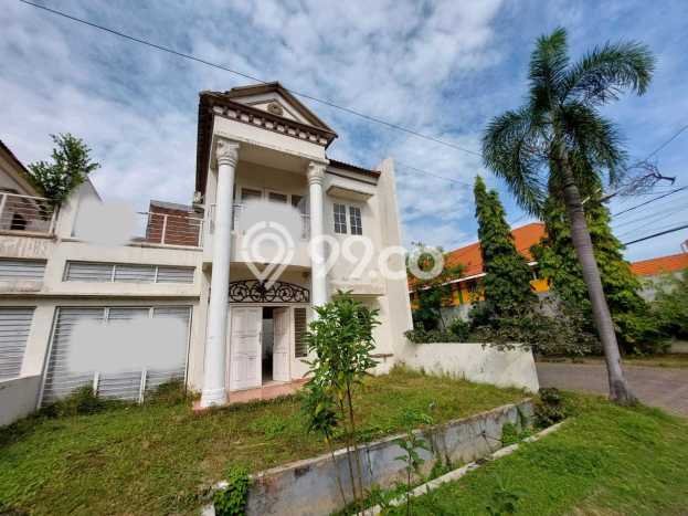 Disewakan! Rumah 3 Kamar Tidur &
2 Kamar Mandi di Sidoarjo, Surabaya Disewakan! Rumah 3 Kamar Tidur &
2 Kamar Mandi di Sidoarjo, Surabaya