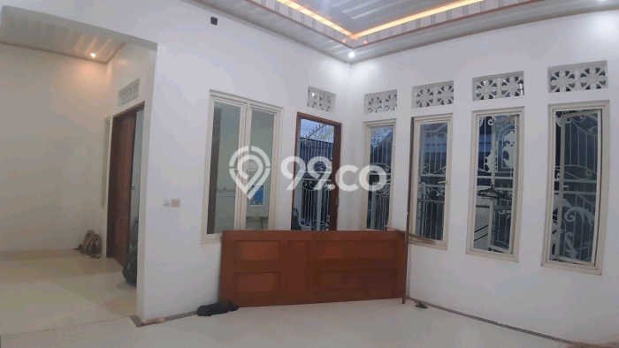 Rumah Minimalis 2 Kamar LT 100m2 di Gununganyar Rumah Minimalis 2 Kamar LT 100m2 di Gununganyar