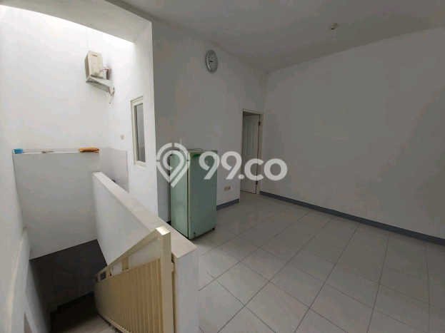 Ruko Dijual di Surabaya LT 61m2 & LB 40m2 Lokasi Terbaik! Ruko Dijual di Surabaya LT 61m2 & LB 40m2 Lokasi Terbaik!