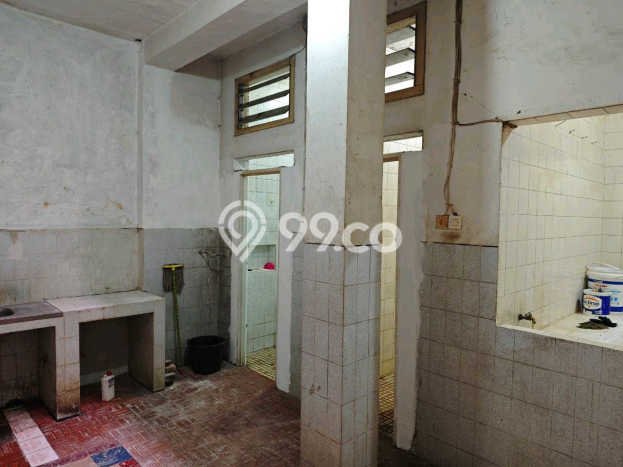 Ruko Bagus LT 121m2 LB 250m2 Dijual di Simokerto Surabaya Ruko Bagus LT 121m2 LB 250m2 Dijual di Simokerto Surabaya