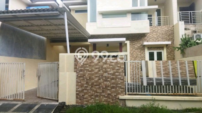 Jual Rumah Favorit Siap Huni LB 139m2 di Rungkut, Surabaya Jual Rumah Favorit Siap Huni LB 139m2 di Rungkut, Surabaya