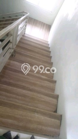 Jual Rumah Favorit Siap Huni LB 139m2 di Rungkut, Surabaya Jual Rumah Favorit Siap Huni LB 139m2 di Rungkut, Surabaya