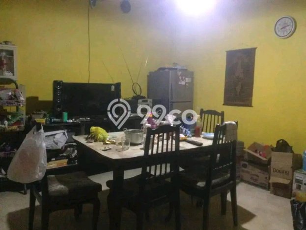 Unit Kost Dijual di Nginden dengan 6 Kamar Kawasan Ramai Unit Kost Dijual di Nginden dengan 6 Kamar Kawasan Ramai
