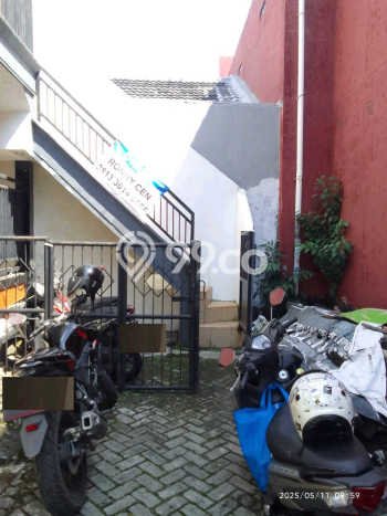 Unit Kost Dijual di Semolowaru dengan 6 Kamar Kawasan Ramai Unit Kost Dijual di Semolowaru dengan 6 Kamar Kawasan Ramai