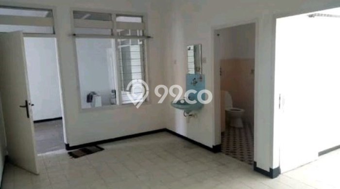 Jual Rumah Strategis Bagus Punya 2 KT di Rungkut Surabaya SHM Jual Rumah Strategis Bagus Punya 2 KT di Rungkut Surabaya SHM