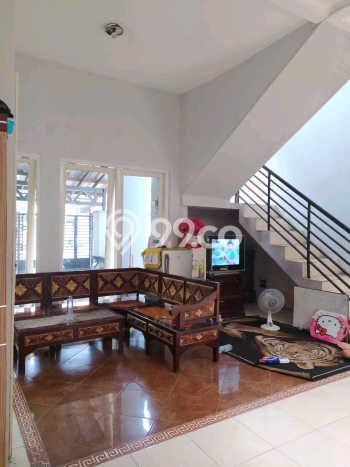 Dijual Kost di Gayungan, Surabaya, 20 KT, 16 KM, Luas 400m2 Dijual Kost di Gayungan, Surabaya, 20 KT, 16 KM, Luas 400m2