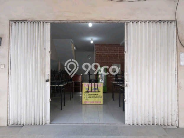 Ruko Dijual di Surabaya LT 61m2 & LB 40m2 Lokasi Terbaik! Ruko Dijual di Surabaya LT 61m2 & LB 40m2 Lokasi Terbaik!