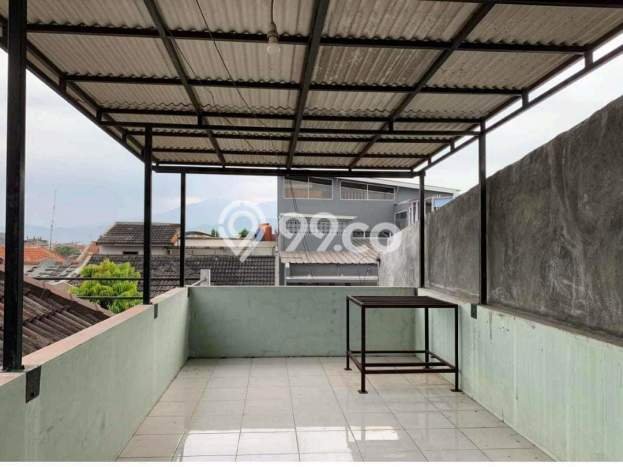 Rumah Nyaman LB 270m2m² Lokasi Tenang di Bojongsoang, Bandung Rumah Nyaman LB 270m2m² Lokasi Tenang di Bojongsoang, Bandung