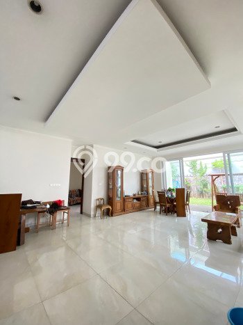 HARGA SPESIAL! Rumah di , Akses ke Fasilitas, 4 KM, Luas 526m2m² LB 500m2m² HARGA SPESIAL! Rumah di , Akses ke Fasilitas, 4 KM, Luas 526m2m² LB 500m2m²