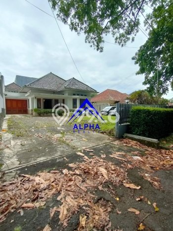 Siap Huni Rumah Mewah 7 Kamar di Coblong Dekat ke Mana Pun Siap Huni Rumah Mewah 7 Kamar di Coblong Dekat ke Mana Pun