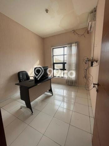 AREA KOMERSIAL! Ruko For Rent di Antapani, Luas 165m2m², Jalan Utama, Siap Operasi AREA KOMERSIAL! Ruko For Rent di Antapani, Luas 165m2m², Jalan Utama, Siap Operasi