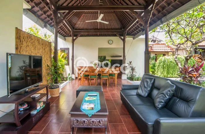 FOR SALE! Vila di , Area 400m2m², Posisi Strategis FOR SALE! Vila di , Area 400m2m², Posisi Strategis