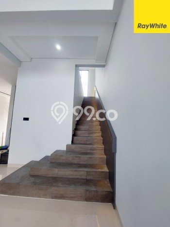 Ready to Use! Luxury House LT 304m2 Desain Elegan di Cikupa Citra Raya Ready to Use! Luxury House LT 304m2 Desain Elegan di Cikupa Citra Raya