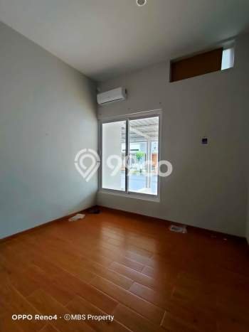 Rumah Strategis dengan Luas Tanah 120m² di Kawasan Batam Centre, Batam Rumah Strategis dengan Luas Tanah 120m² di Kawasan Batam Centre, Batam