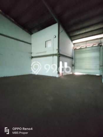 For Rent Gudang Area Komersial Kawasan Batu Ampar, Luas 850m², Siap Operasi For Rent Gudang Area Komersial Kawasan Batu Ampar, Luas 850m², Siap Operasi