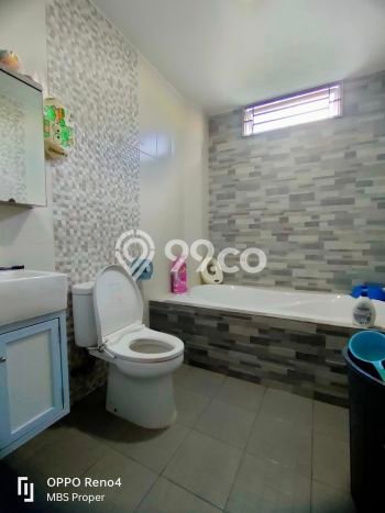 PROMO SPESIAL! Rumah Ready Stock lokasi Batam Centre, Batam, Luas 147m² Bangunan 168m² PROMO SPESIAL! Rumah Ready Stock lokasi Batam Centre, Batam, Luas 147m² Bangunan 168m²