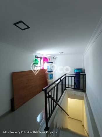 Rumah Harga Nego 4 Kamar Tidur di Kawasan Perumahan Sei Panas, Batam Rumah Harga Nego 4 Kamar Tidur di Kawasan Perumahan Sei Panas, Batam