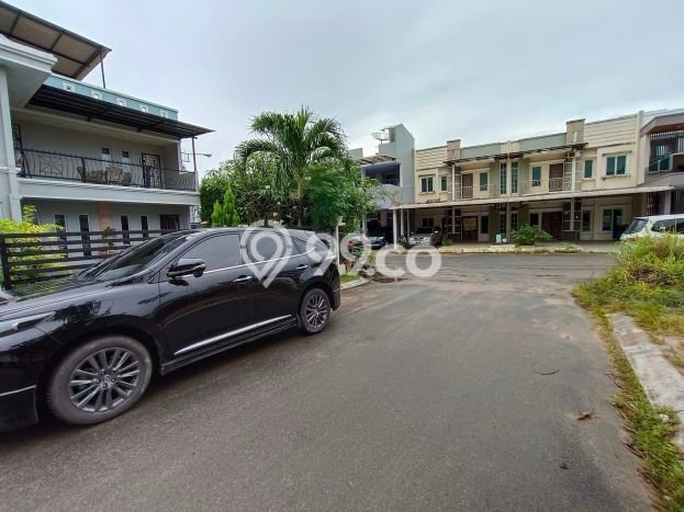 Rumah Idaman Modern! Rumah Mewah area Batam Centre, Batam, Luas 163m² Bangunan 300m² Rumah Idaman Modern! Rumah Mewah area Batam Centre, Batam, Luas 163m² Bangunan 300m²