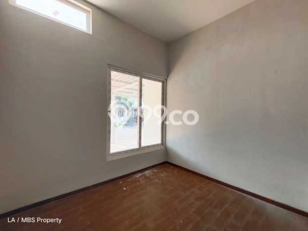 Rumah Lokasi Strategis di Batam Centre, Batam, Luas 120m² Bangunan 72m² Rumah Lokasi Strategis di Batam Centre, Batam, Luas 120m² Bangunan 72m²