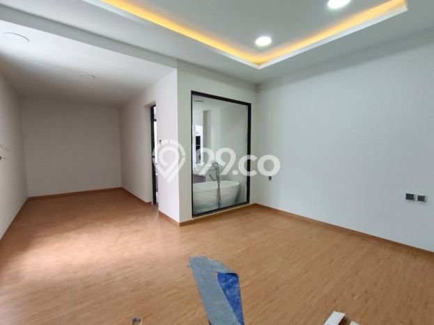 Rumah Terawat di Batam Centre, Batam, LT 162m², Luas Bangunan 225m² Rumah Terawat di Batam Centre, Batam, LT 162m², Luas Bangunan 225m²